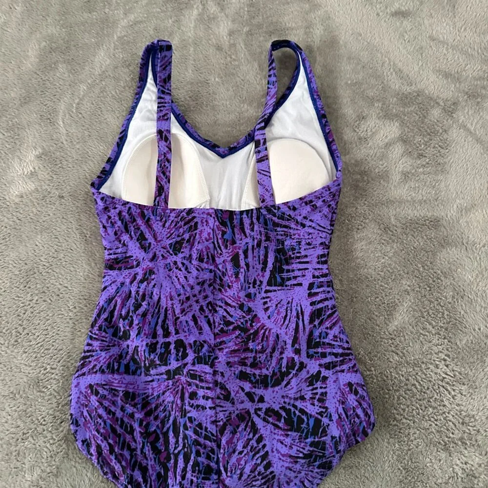 Speedo Purple One Piece Swimsuit Women's size 6 Modest